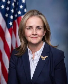 Official portrait of Madeleine Dean
