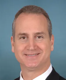 Official portrait of Mario Diaz-Balart