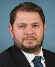 Official portrait of Ruben Gallego